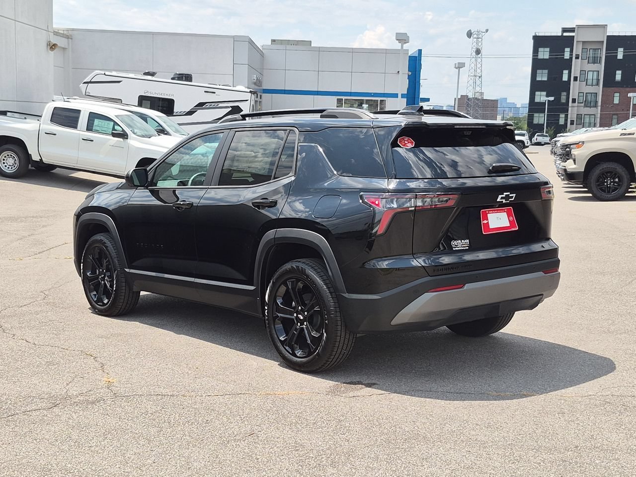 2027 Chevrolet Equinox LT - Photo 6