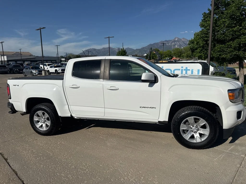 Used 2017 White GMC SLE1 image 8