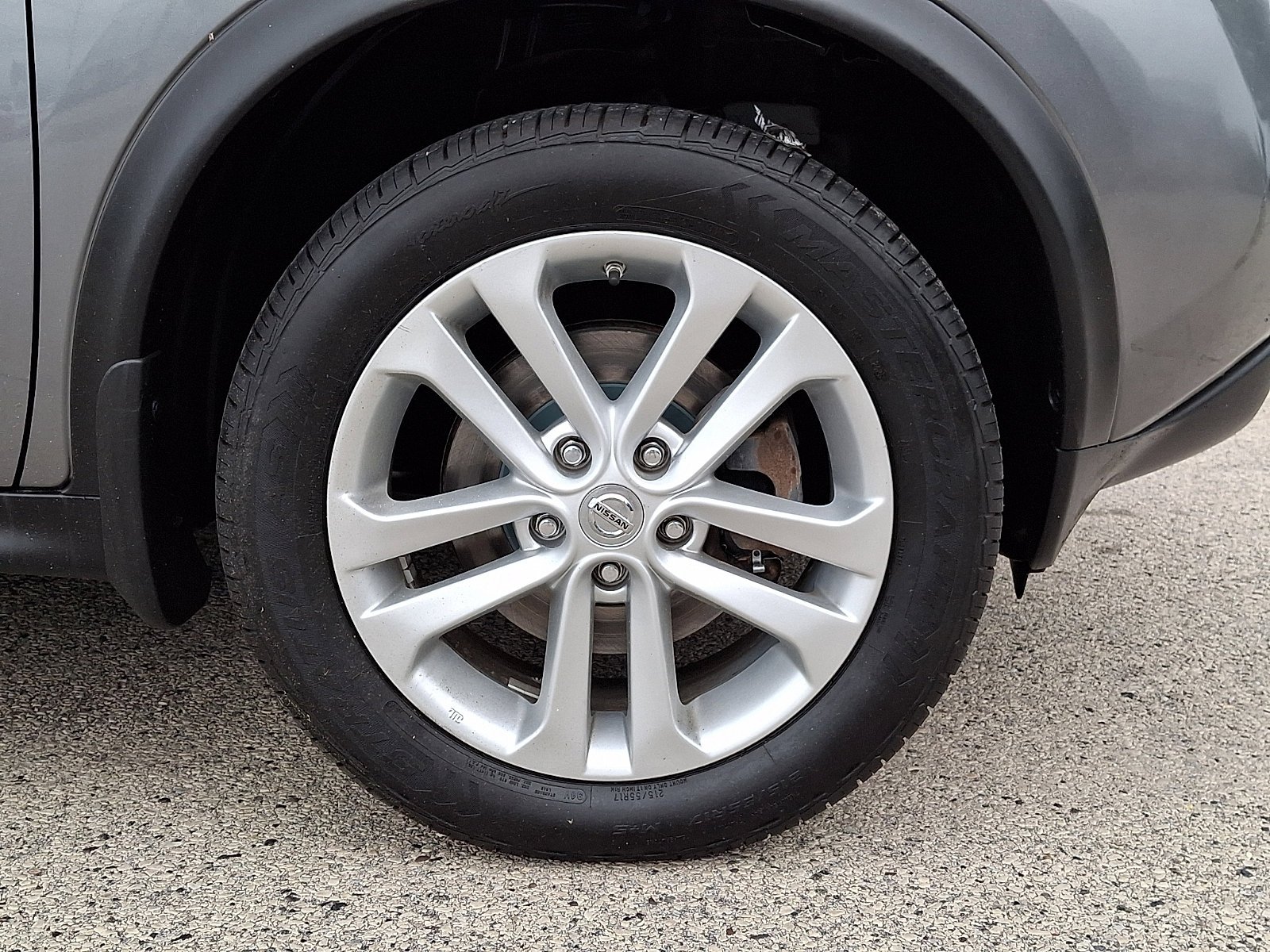 Used 2013 Gun Metallic Nissan SL image 7
