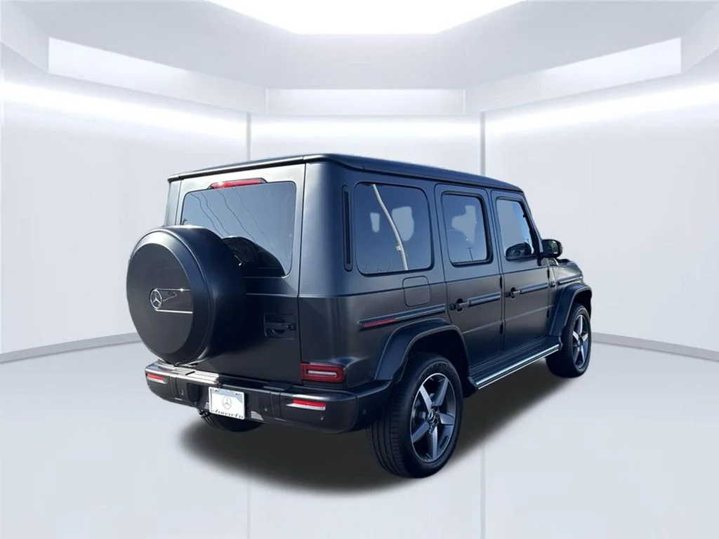 New 2027 MANUFAKTUR Night Black Magno Mercedes-Benz G 580 image 41