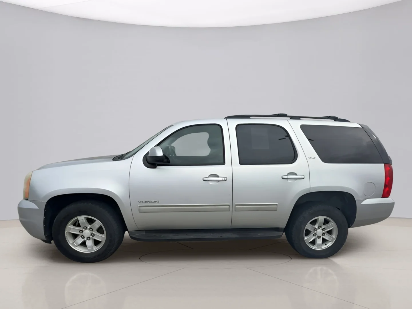 Used 2011 Silver Gmc SLT image 4