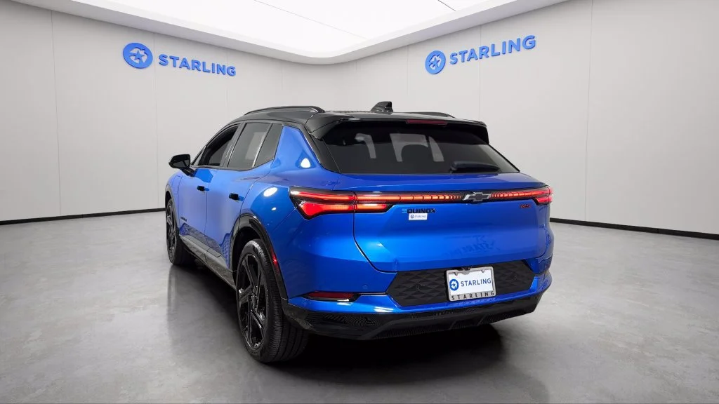 Used 2025 Riptide Blue Metallic Chevrolet RS image 6