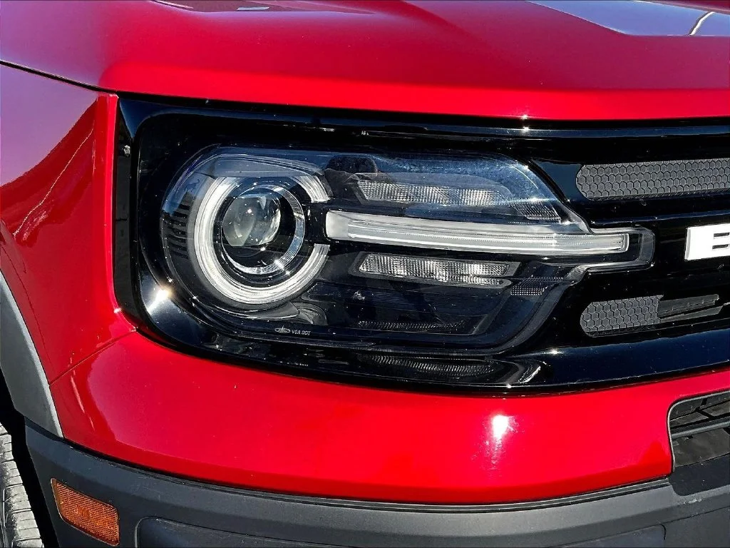 Used 2021 Red Ford Outer Banks image 39