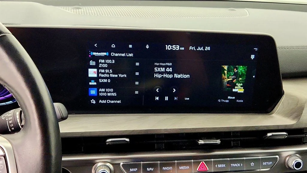 Used 2025 Glacial White Pearl Kia EX X-Line AWD image 17