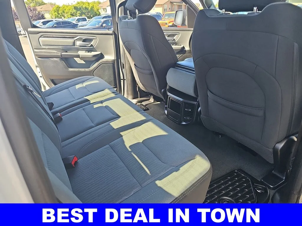Used 2023 White Ram Big Horn/Lone Star image 11