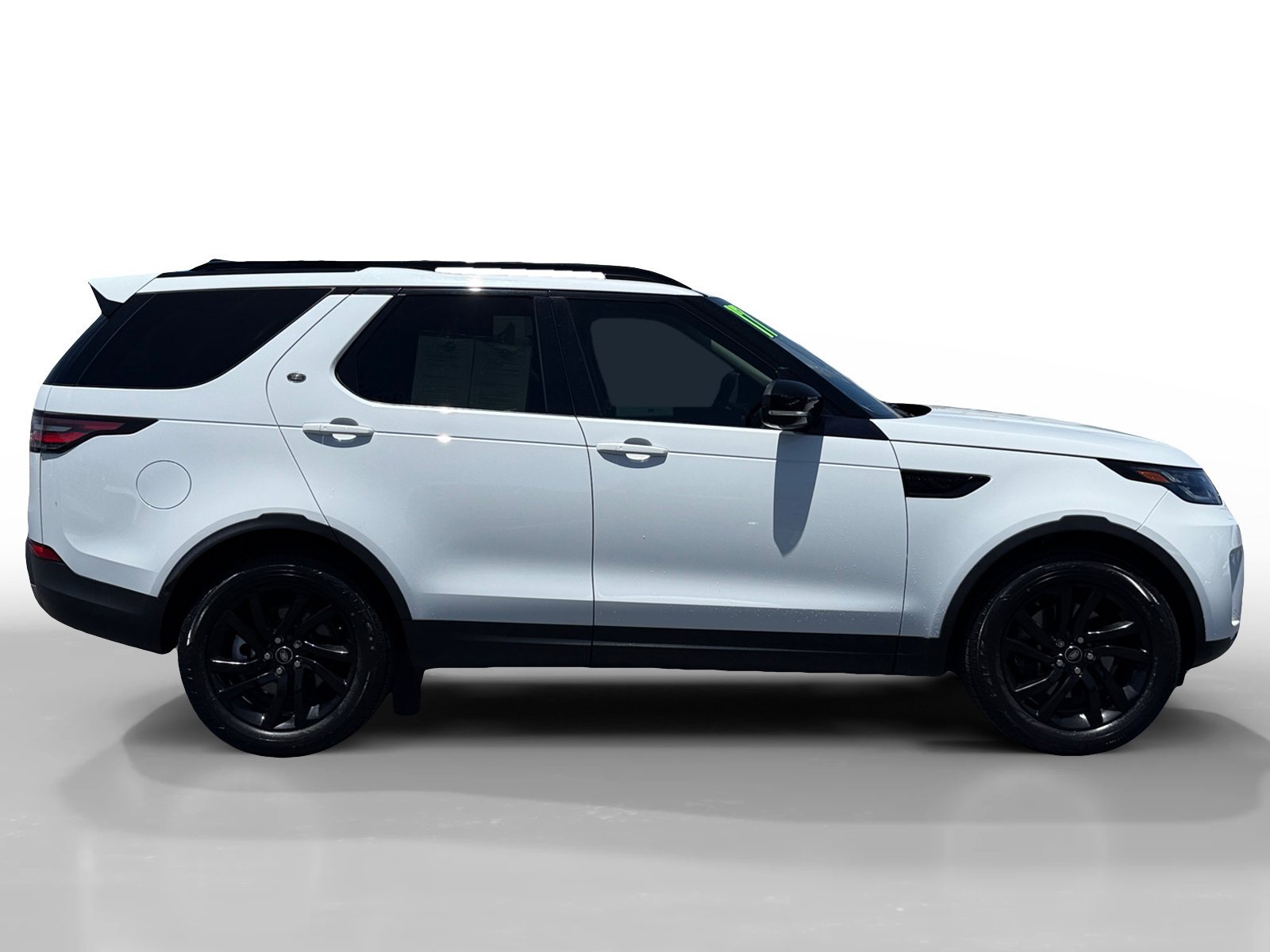 Used 2017 White Land Rover HSE image 6