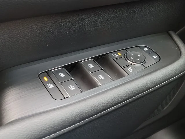 2026 Nissan Armada SV - Photo 22