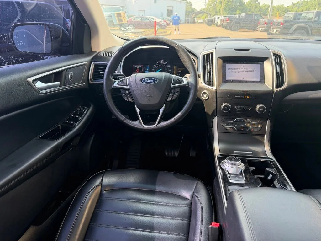 Used 2019 Agate Black Metallic Ford SEL image 13