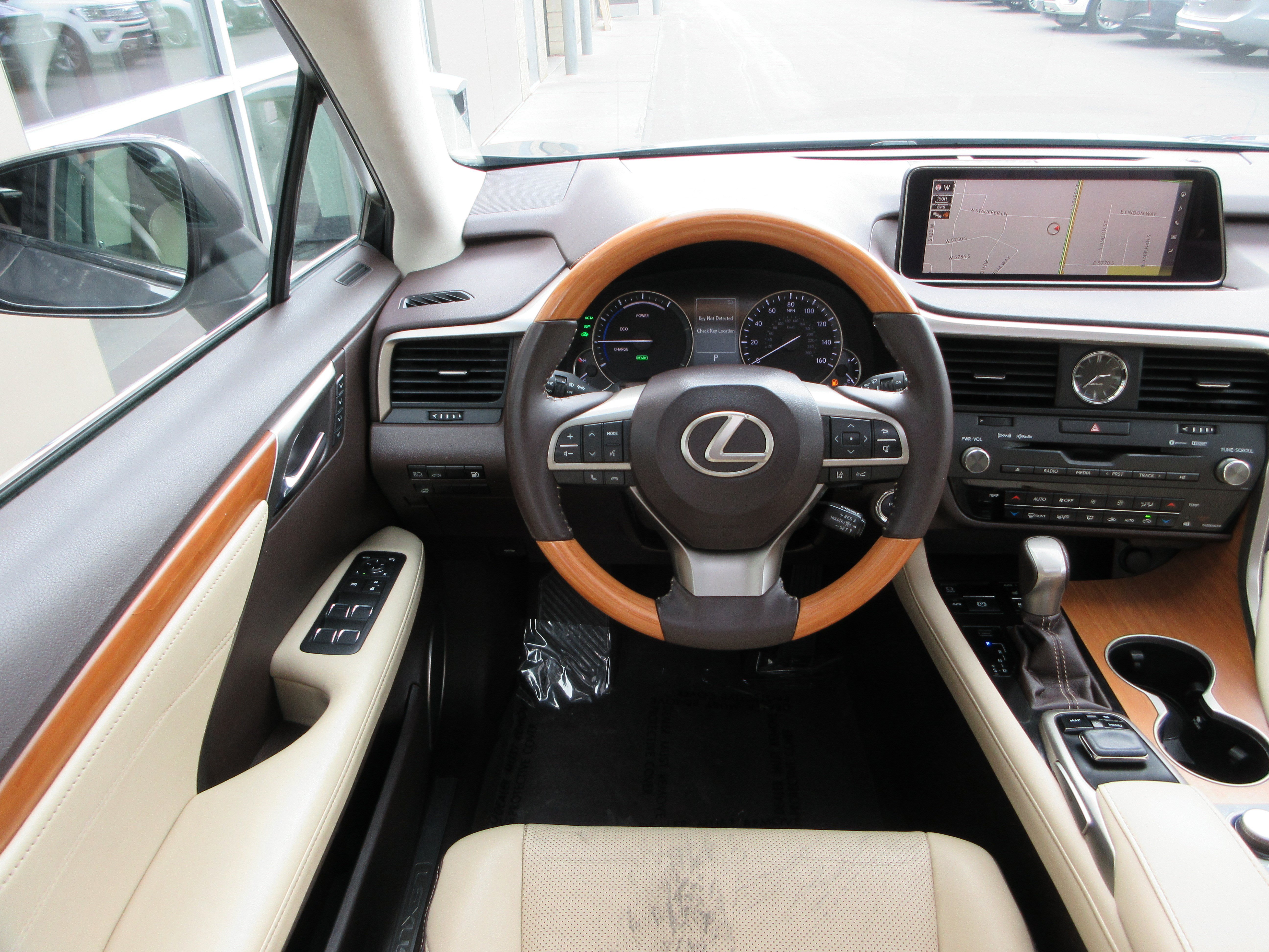 Used 2016 Nebula Gray Pearl Lexus 450h image 33