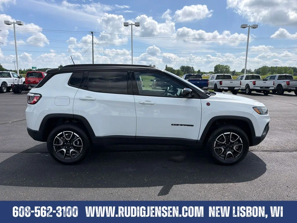 Used 2025 Bright White Clearcoat Jeep Trailhawk image 6