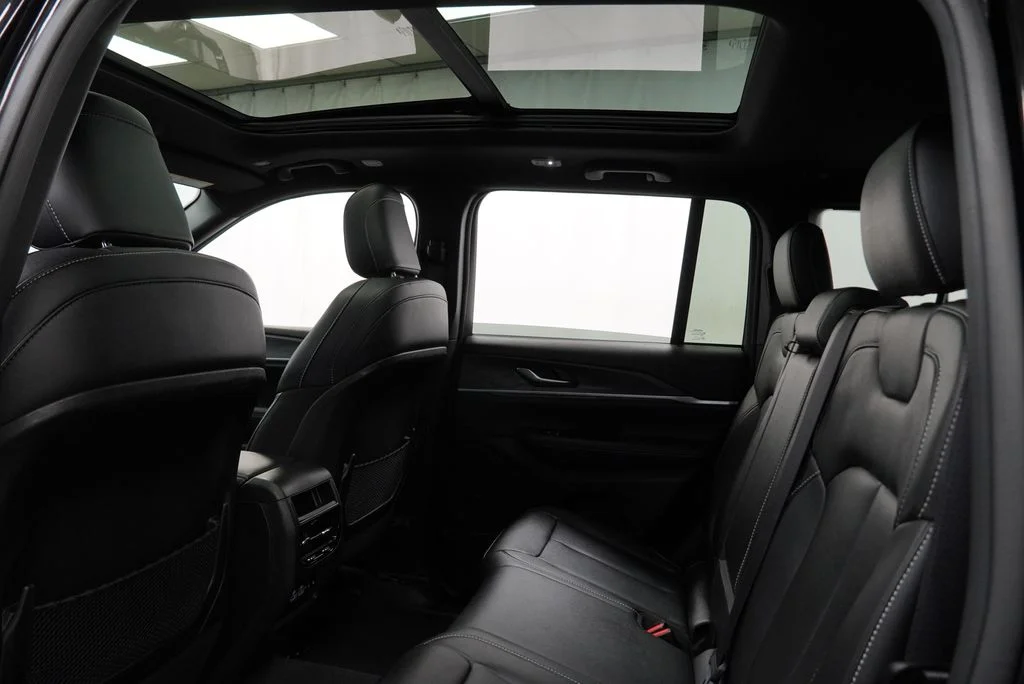 Used 2024 Black Jeep Limited image 4