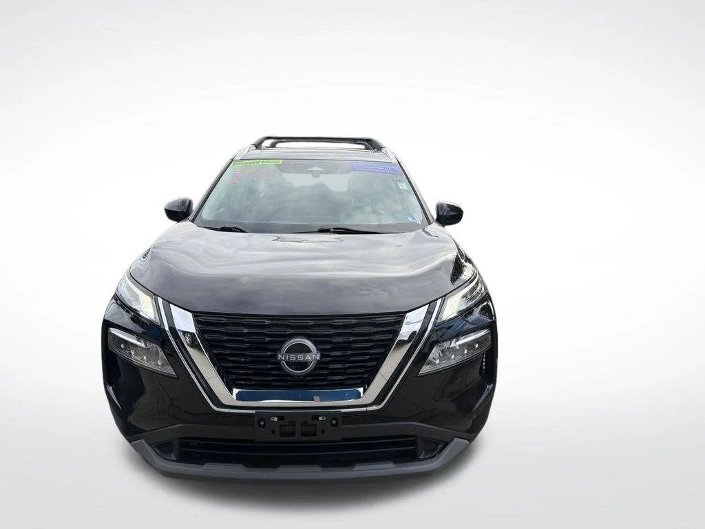 Used 2023 Super Black Nissan SV image 2
