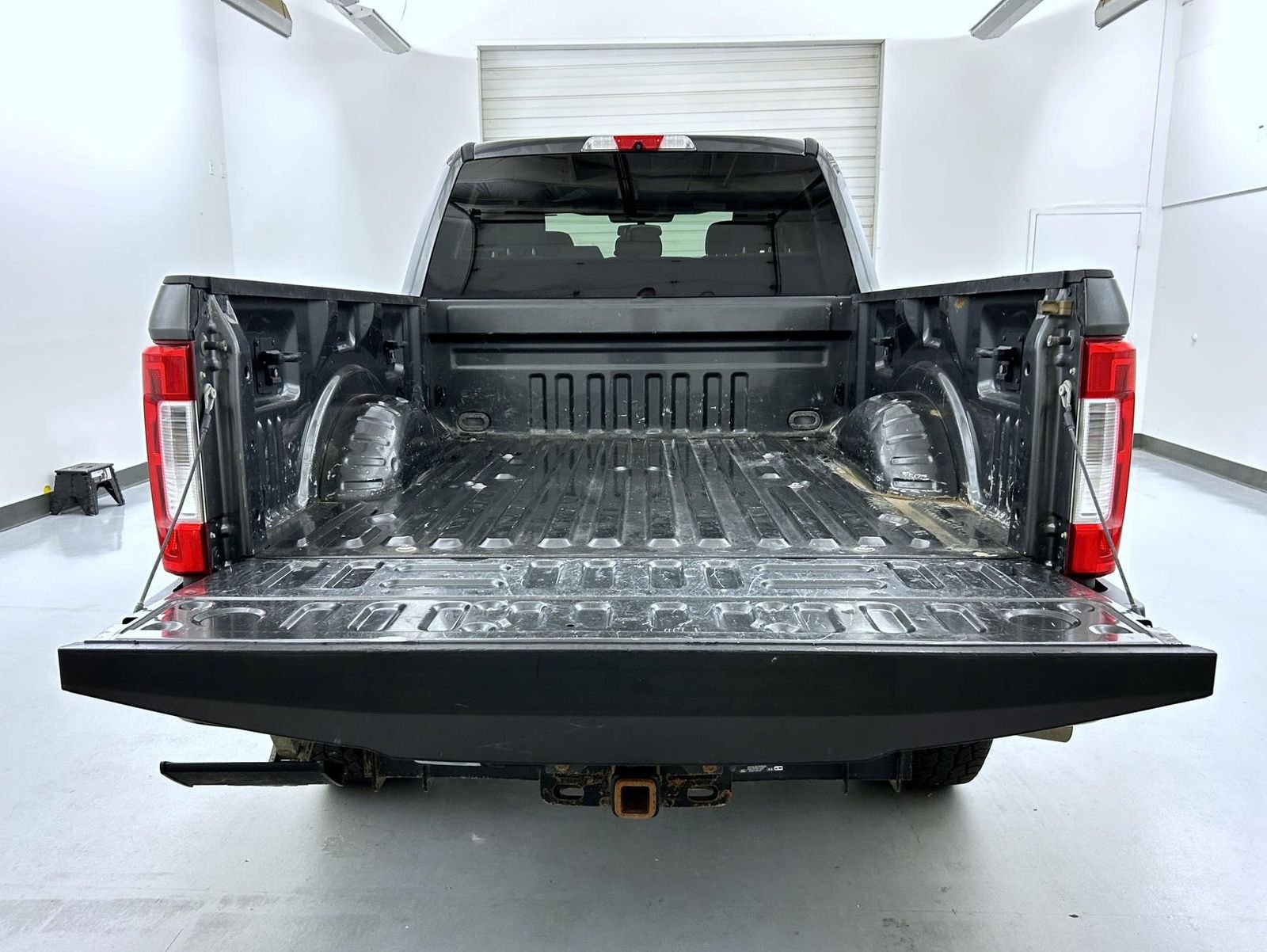 Used 2019 Gray Ford XLT image 22