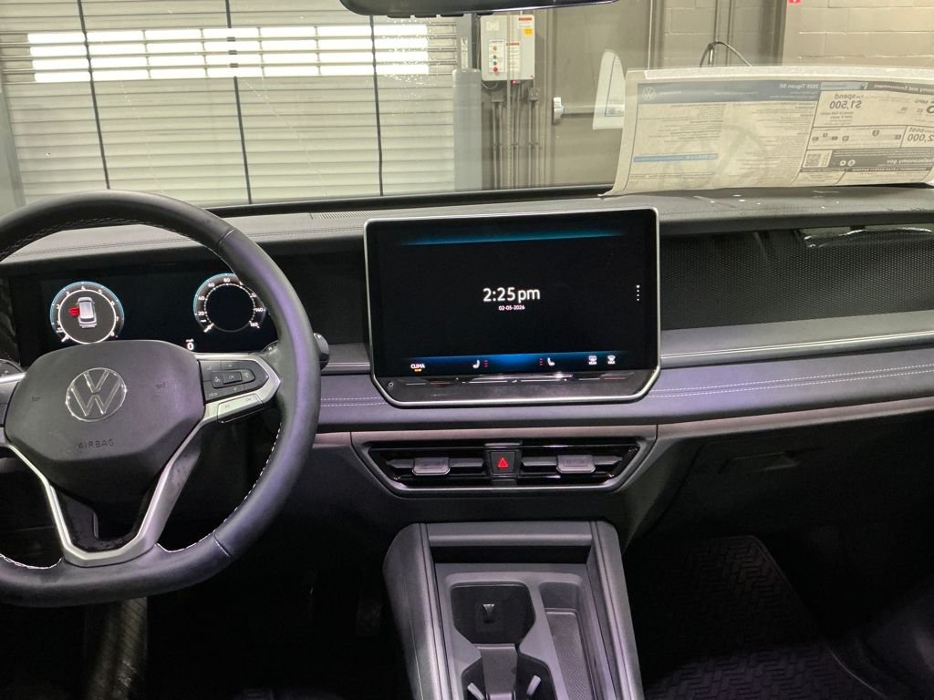 New 2026 White/off-white Volkswagen 2.0T SE image 13