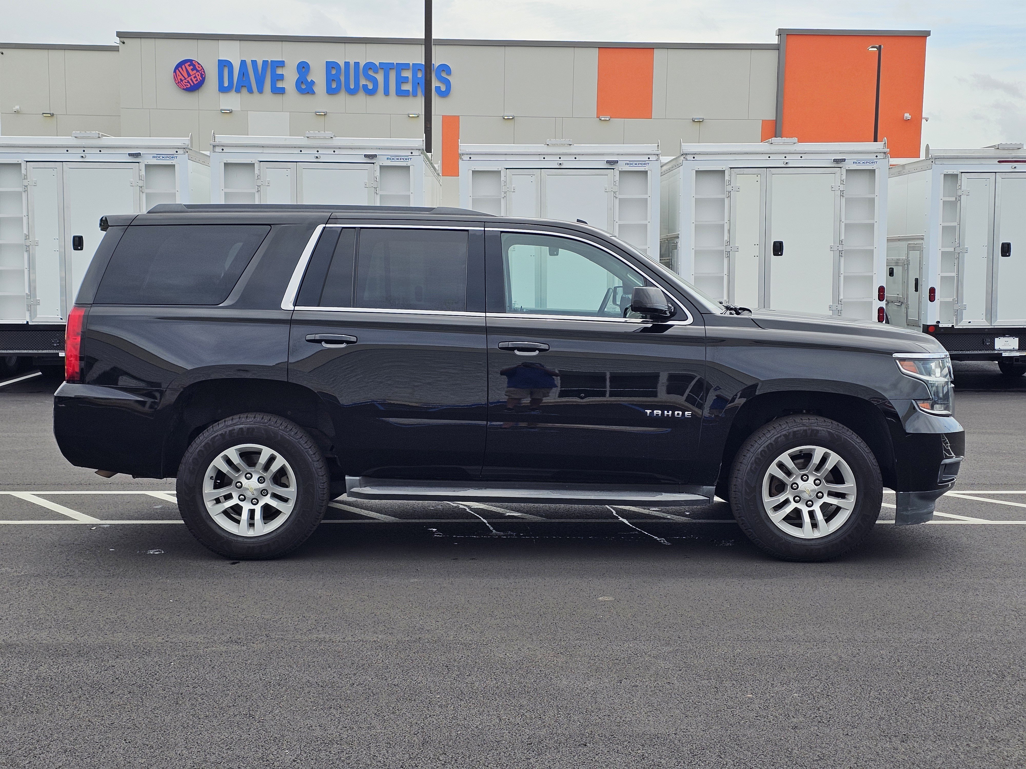 Used 2017 BLACK Chevrolet LS image 9