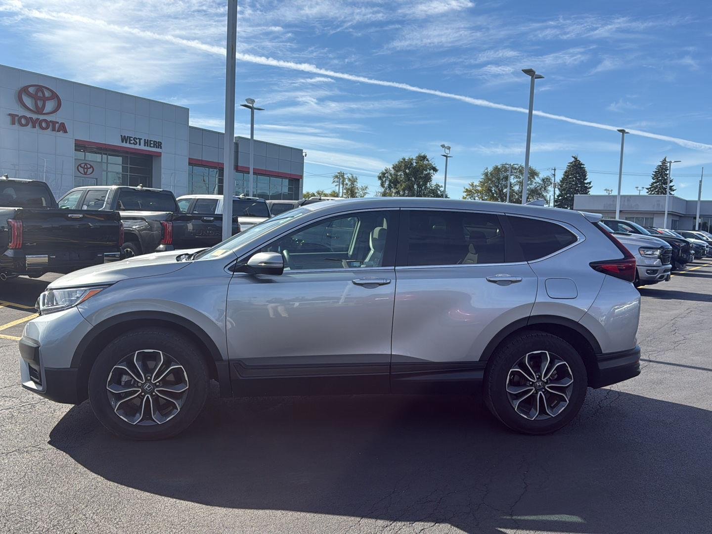 Used 2021 Lunar Silver Metallic Honda EX image 6
