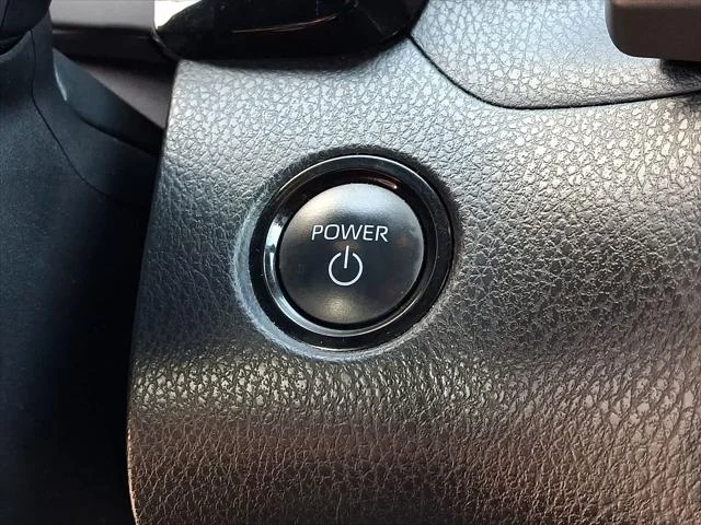 Certified Used 2025 RESERVOIR BLUE Toyota  image 28