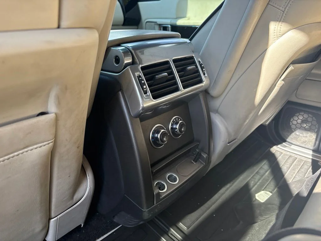 Used 2011  Land Rover Supercharged image 18