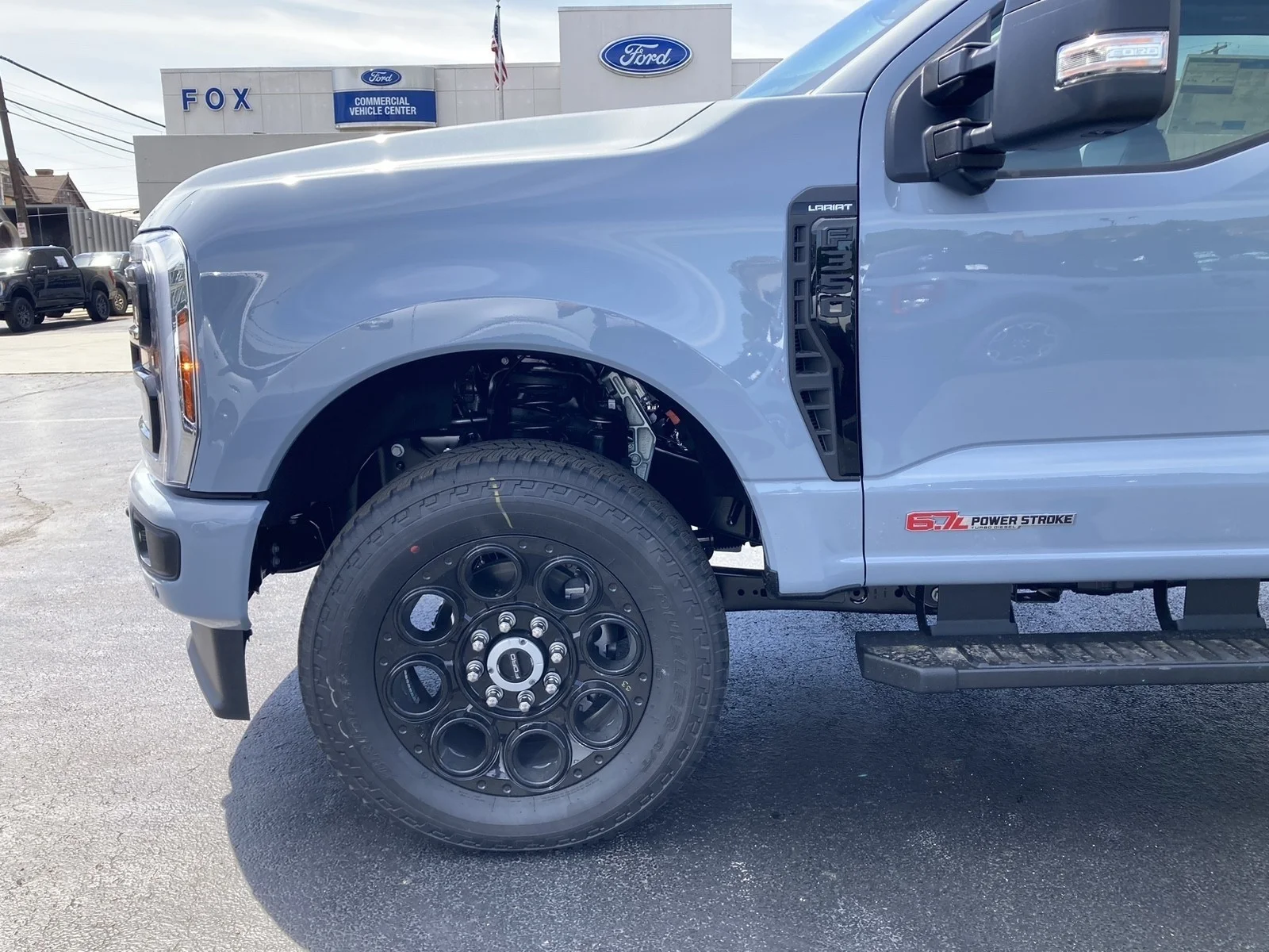 New 2026 Glacier Gray Metallic Tri-Coat Ford F-350® Lariat® image 11
