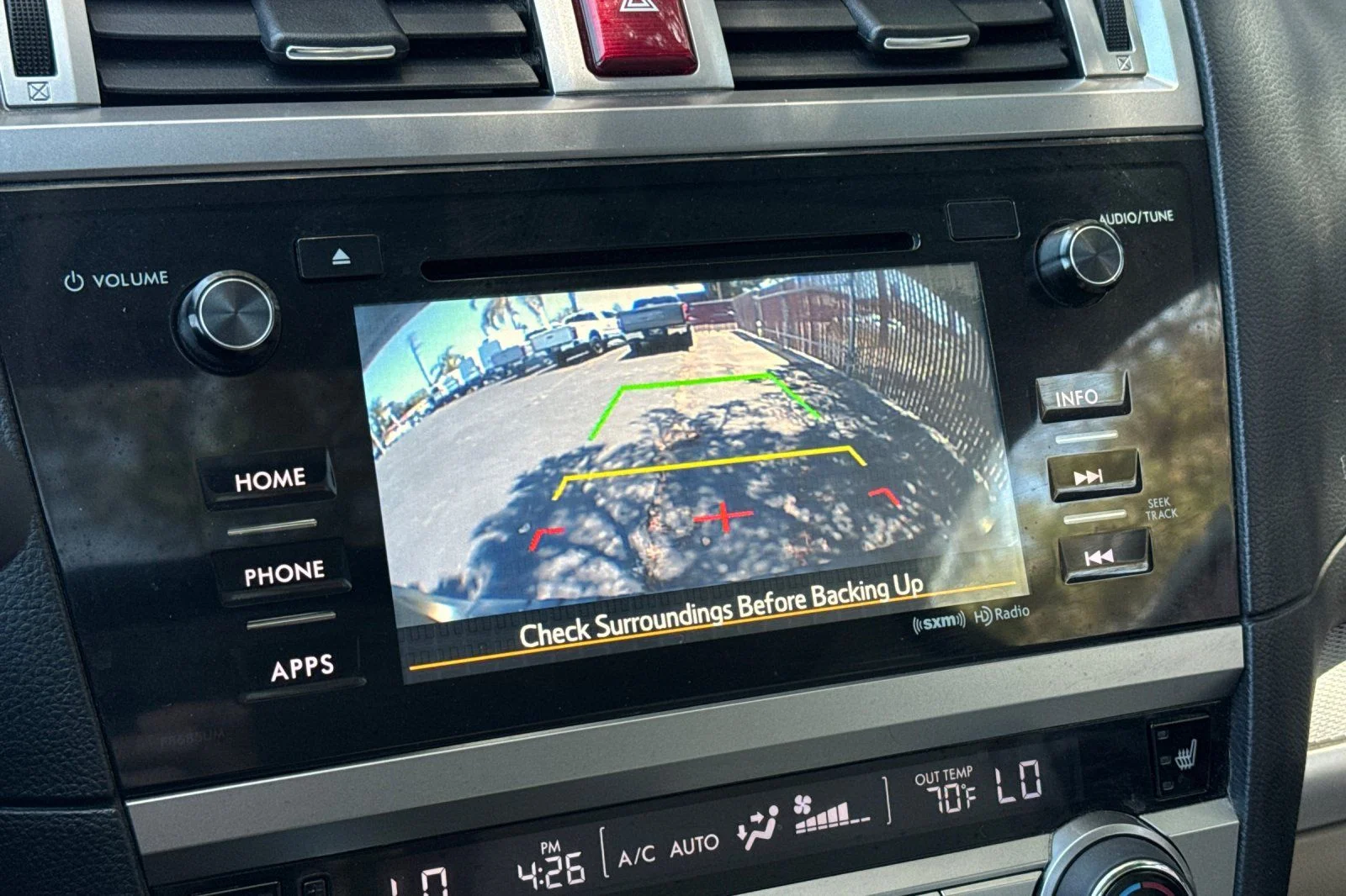 Used 2016 Wilderness Green Metallic Subaru 2.5i Premium image 17