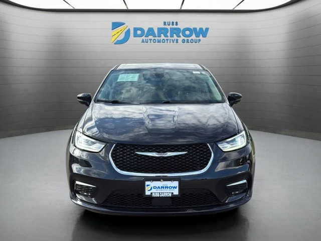 Used 2024 Black Chrysler Select image 8
