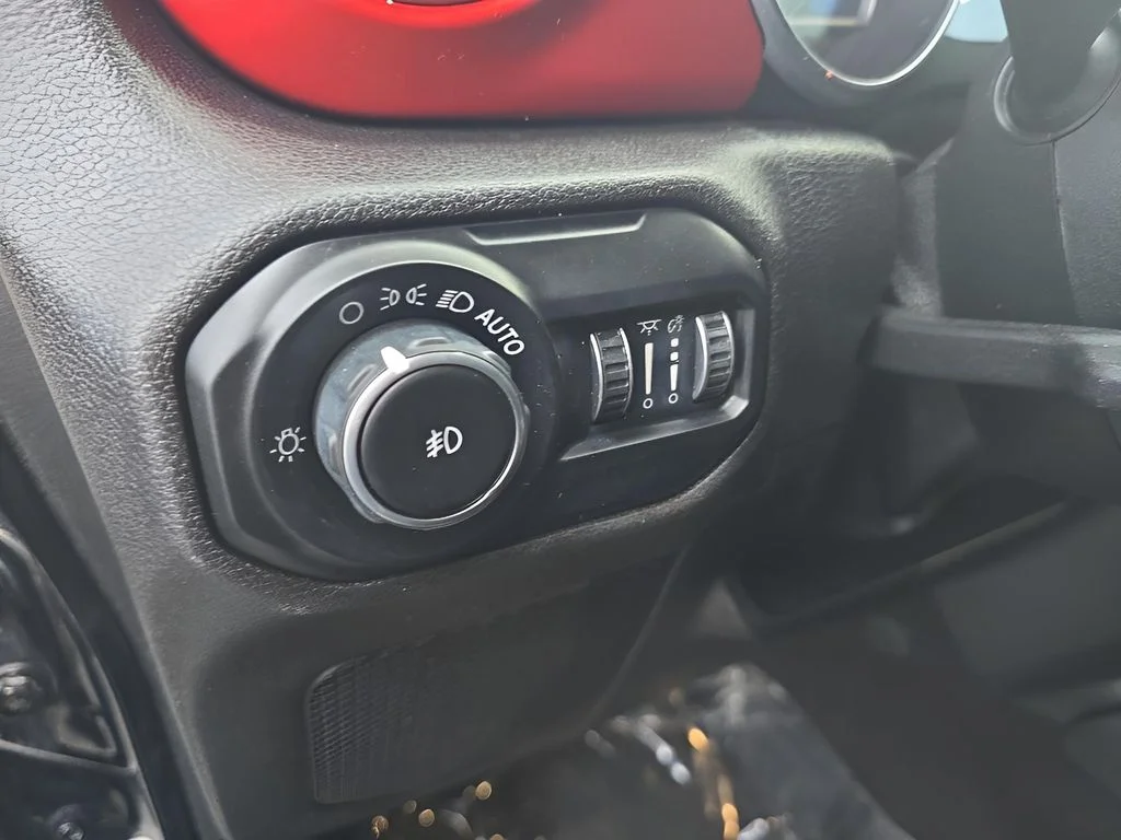 Used 2020 Black Clearcoat Jeep Rubicon image 11
