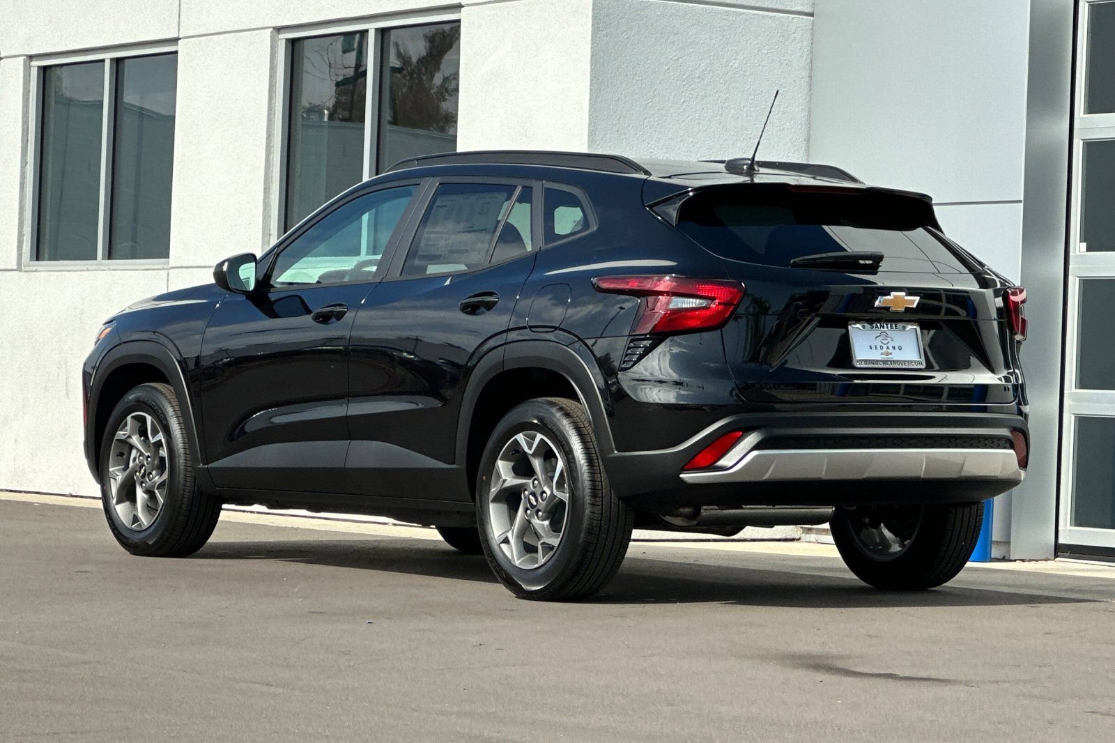 New 2026 Mosaic Black Metallic Chevrolet LT image 6