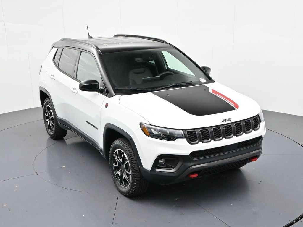 2025 Jeep Compass Trailhawk - Photo 14