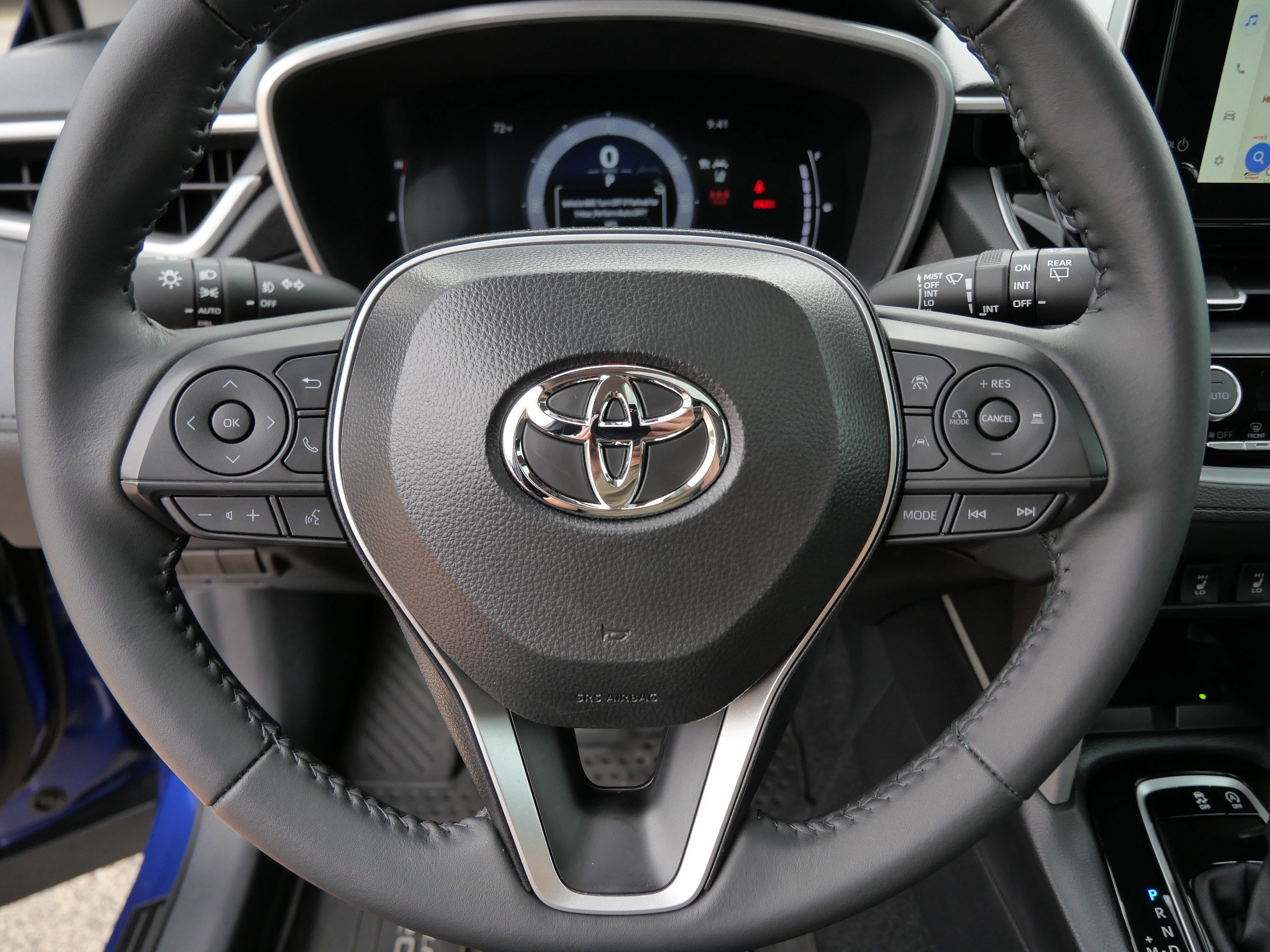 Used 2025 Blue Crush Metallic Toyota XLE image 26