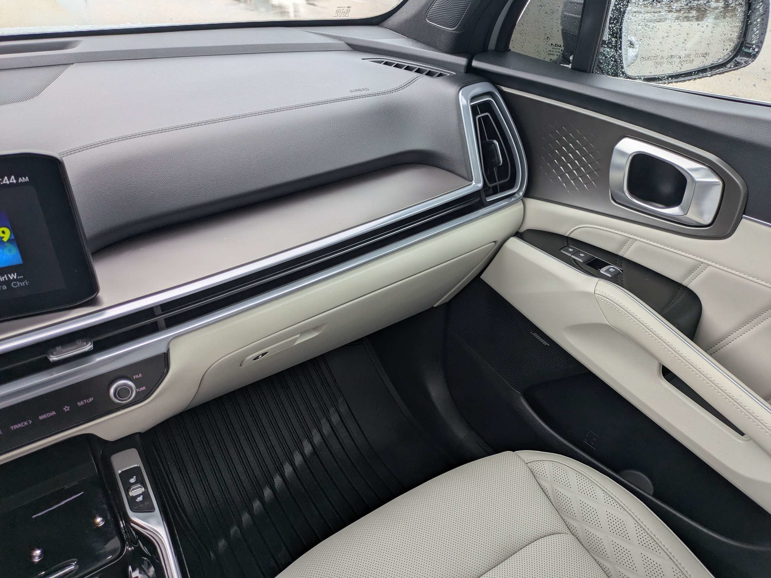 Certified Used 2025 Silky Silver Kia SX Prestige image 16
