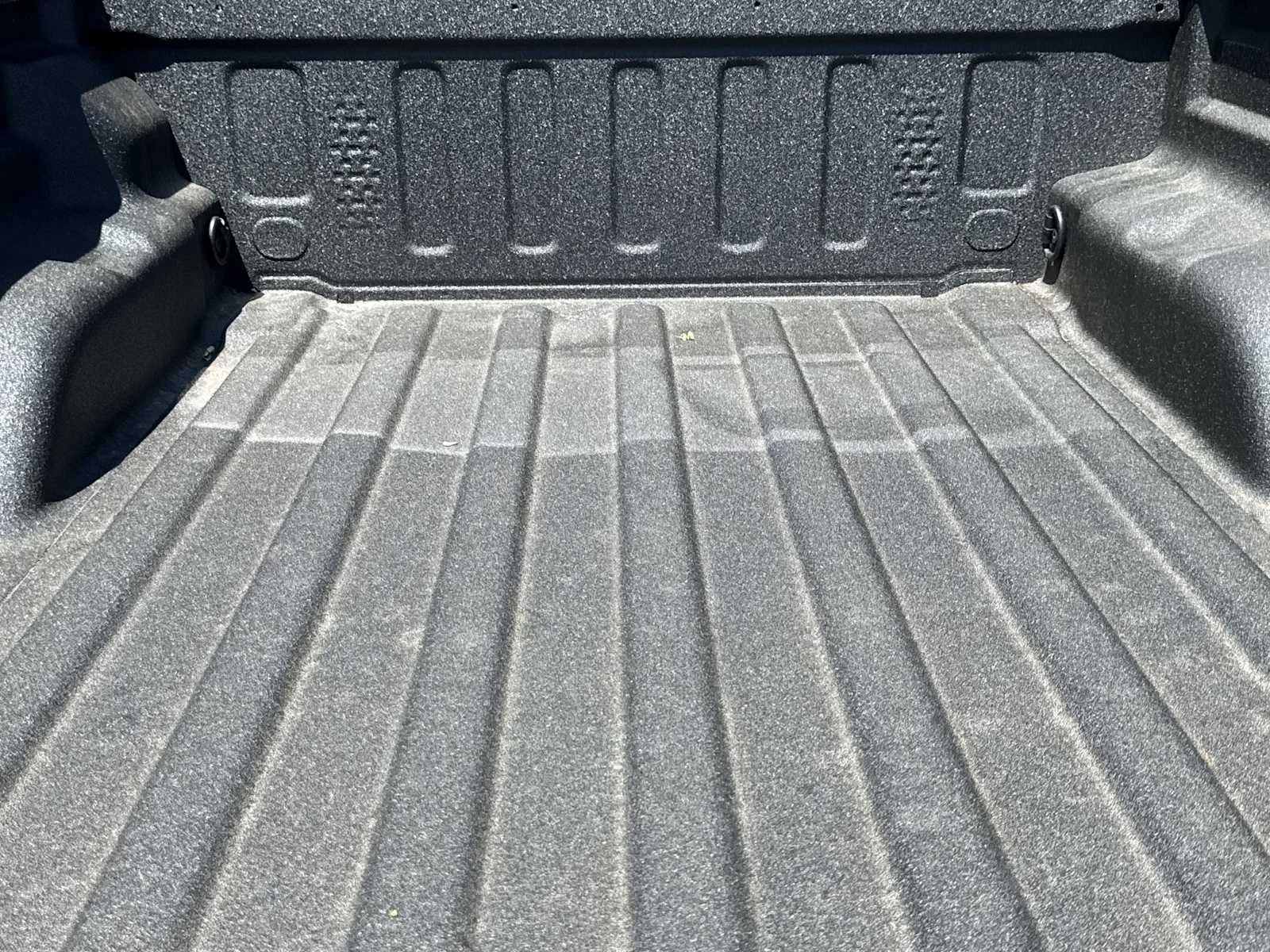 New 2026 Anvil Clear-Coat Exterior Paint Jeep Sport S image 23