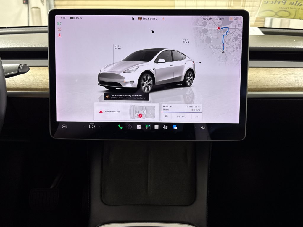 2022 Tesla Model Y Long Range - Photo 16