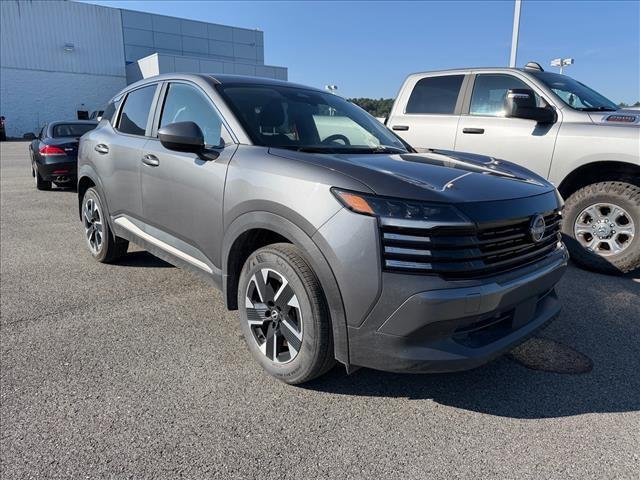 Used 2025 Gun Metallic Nissan SV image 6