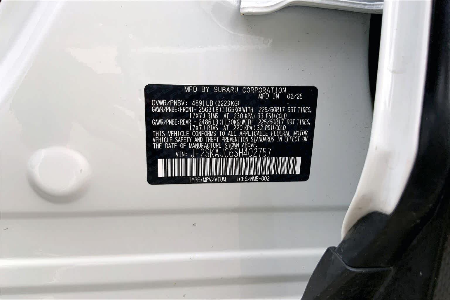 Used 2025 Crystal White Pearl Subaru Wilderness image 36