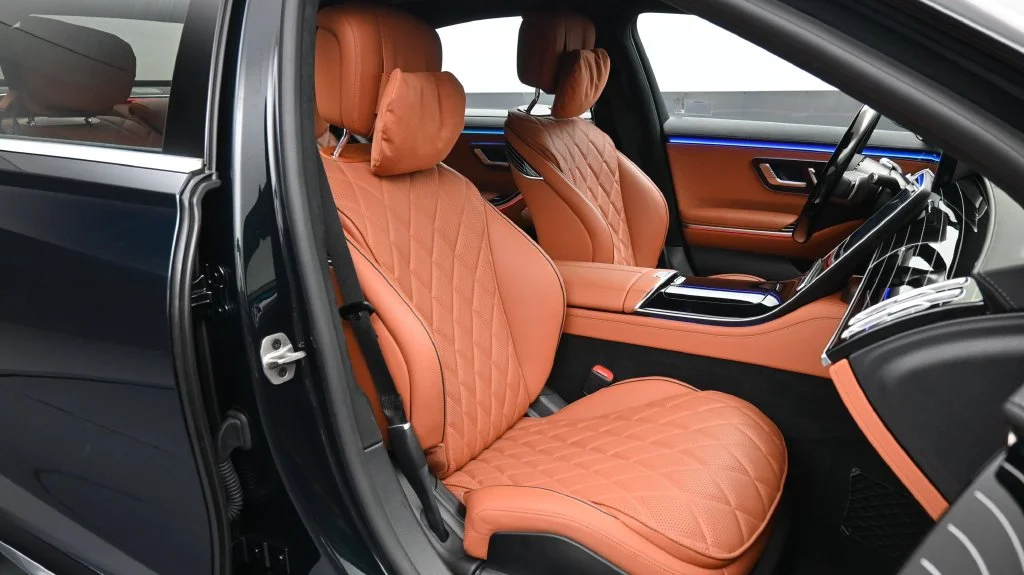 Used 2026 Black Mercedes-Benz S 580 image 17