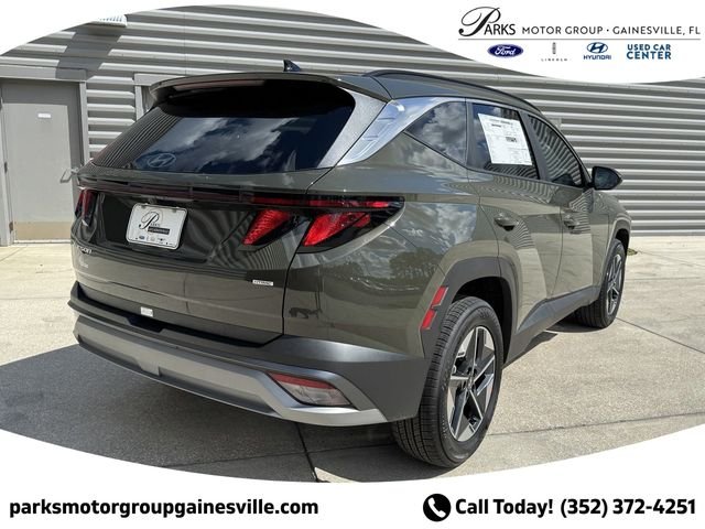 New 2025 Green Hyundai SEL image 3