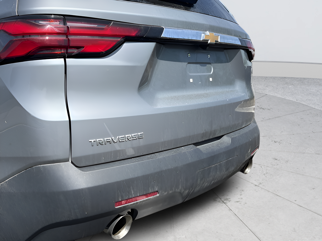 Used 2023 Gray Chevrolet LT image 28