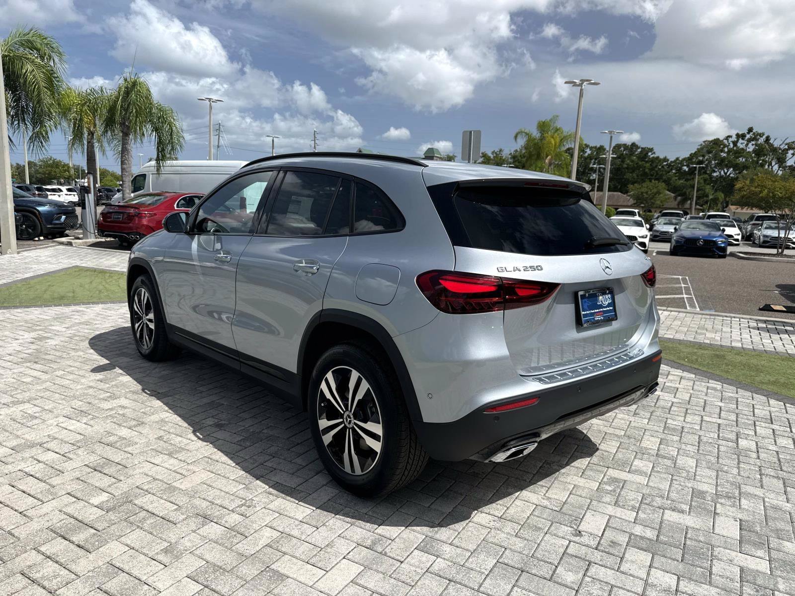 New 2026 Silver Metallic Mercedes-Benz 250 4MATIC® SUV image 4