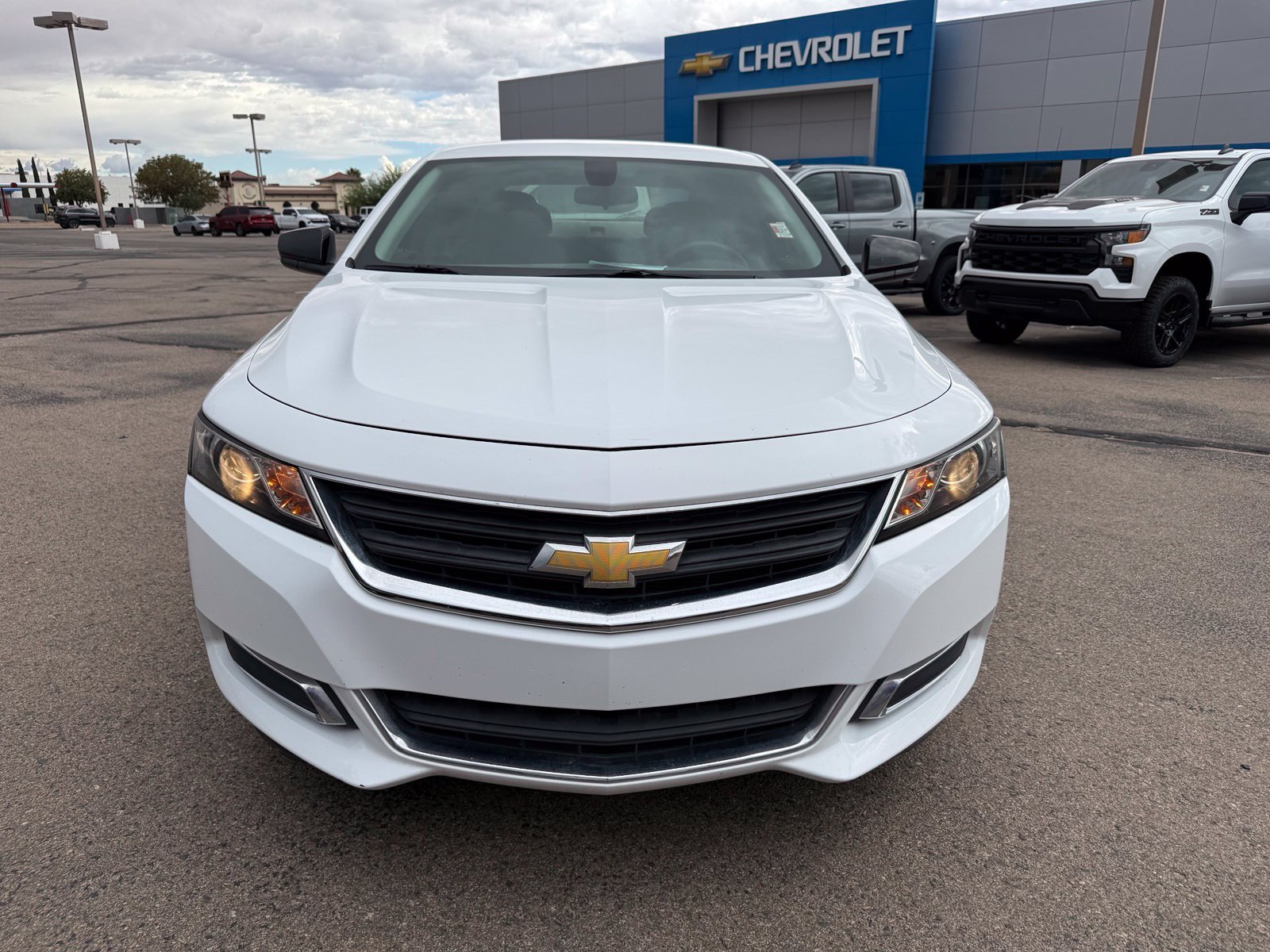 Used 2018 Chevrolet Impala 1LS with VIN 2G11Z5S34J9113738 for sale in Kingman, AZ