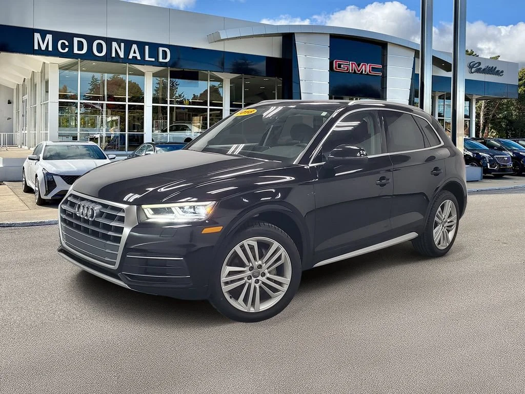 2018 Audi Q5 2.0T quattro S tronic Premium Plus's photo