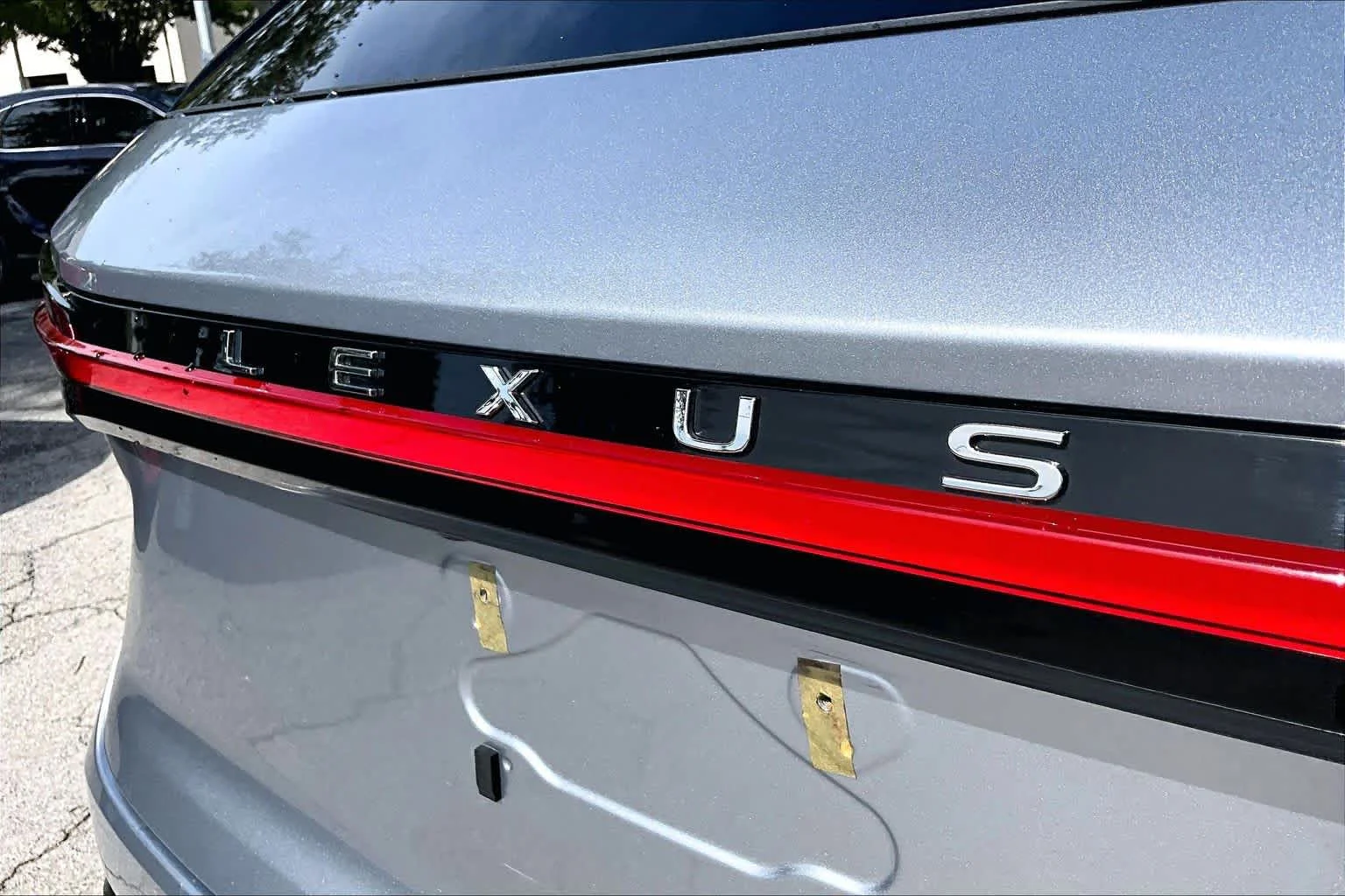 Used 2024 Iridium Lexus Premium image 31