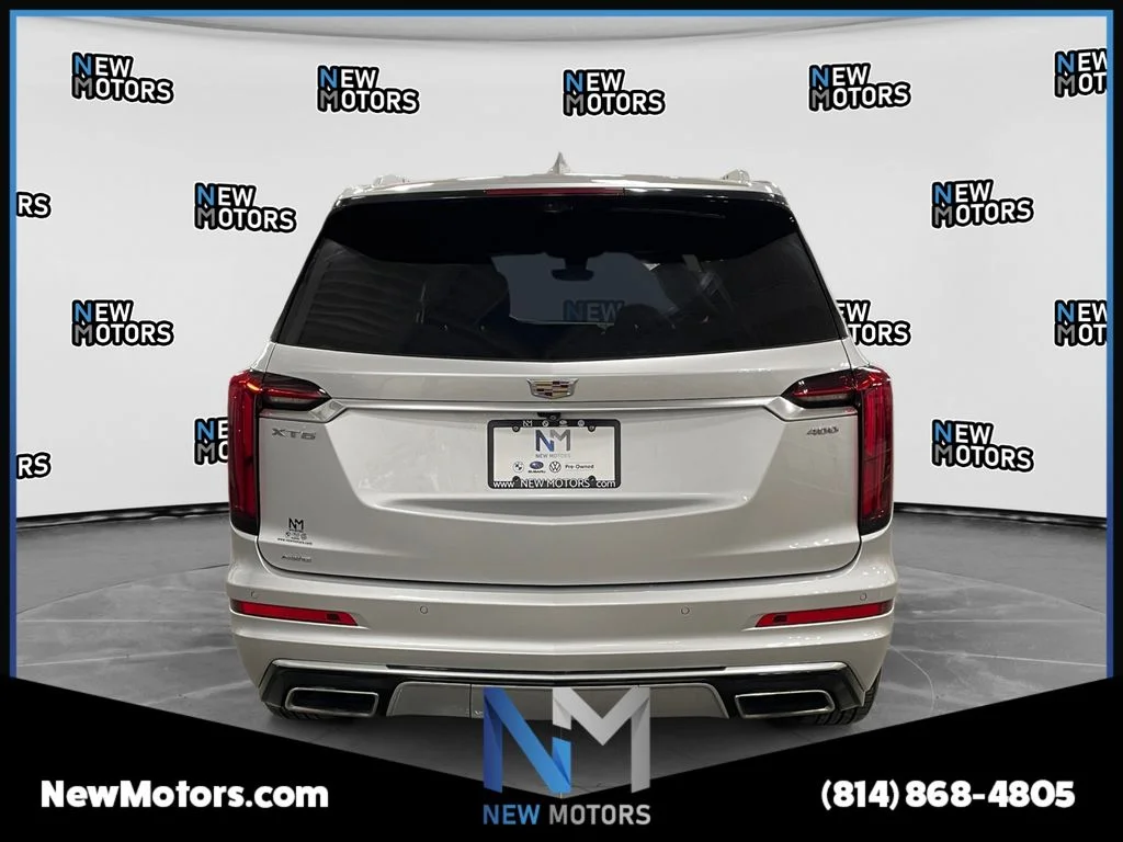 Used 2020 Radiant Silver Metallic Cadillac Premium Luxury image 4