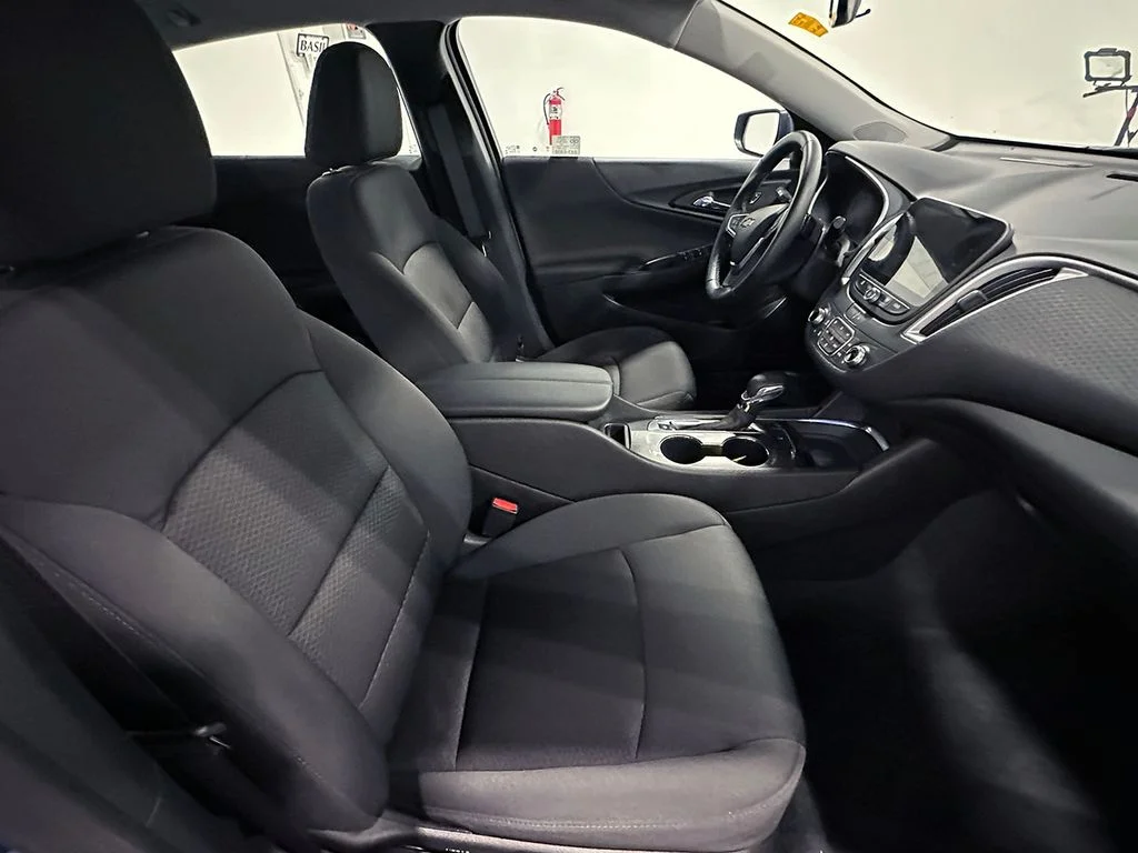 Used 2023 Blue Chevrolet LT image 25