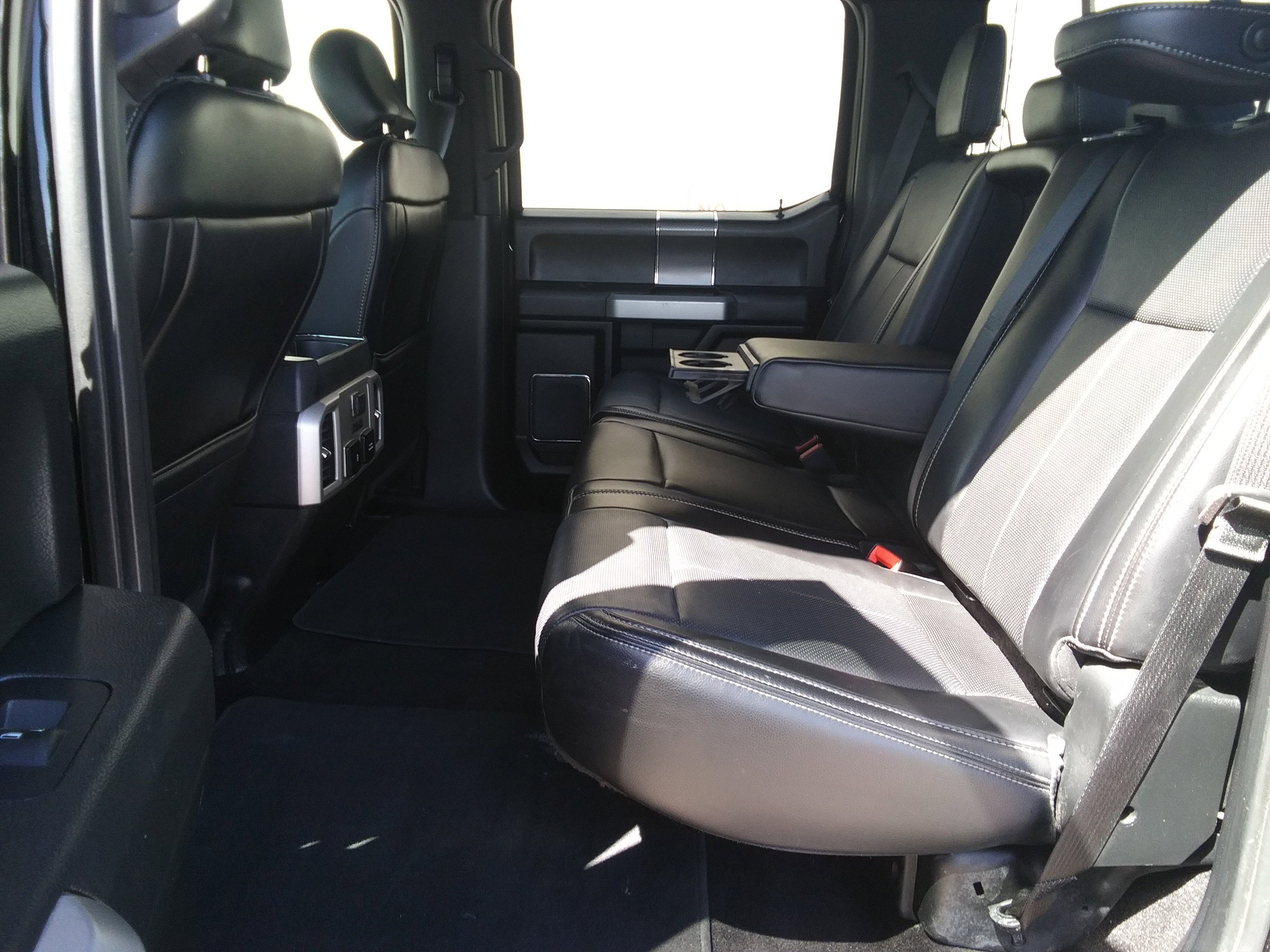 Used 2018 Black Ford Lariat image 7