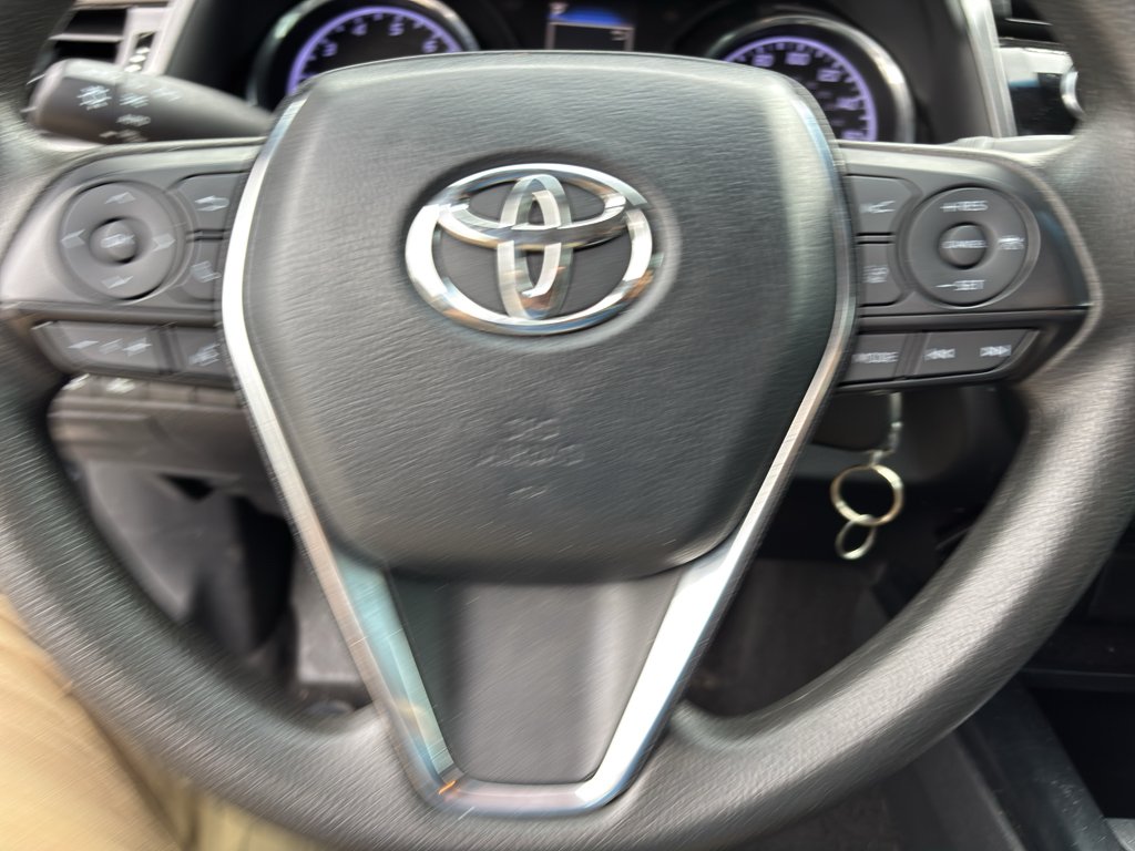 Used 2020 Galactic Aqua Mica Toyota LE image 10