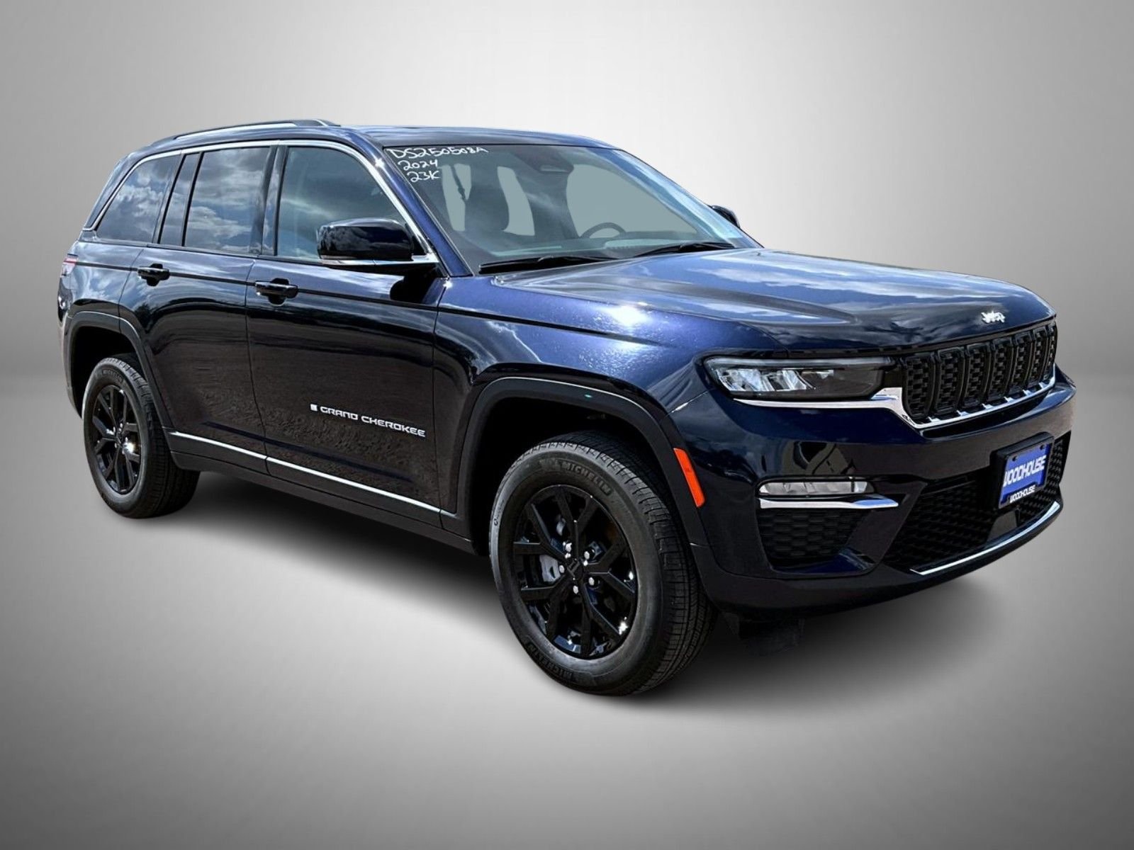 Used 2024 Blue Jeep Limited image 3