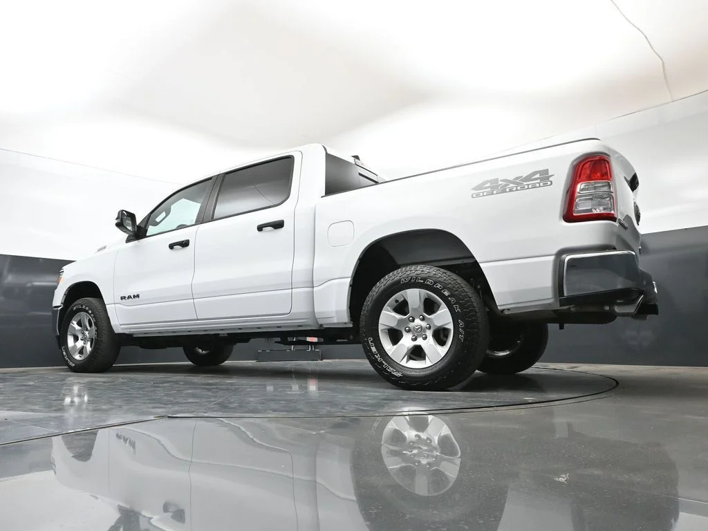 Used 2023 White Ram Big Horn/Lone Star image 46