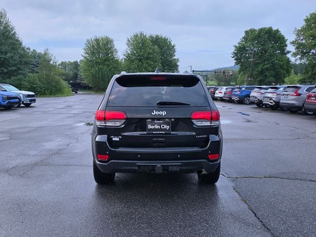 Used 2021 Diamond Black Jeep Laredo E image 7