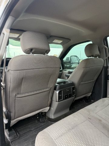 Used 2017 Silver Ford XLT image 18