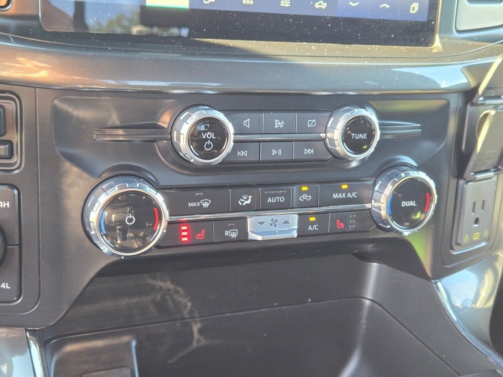 Certified Used 2023 Blue Metallic Ford XLT image 29